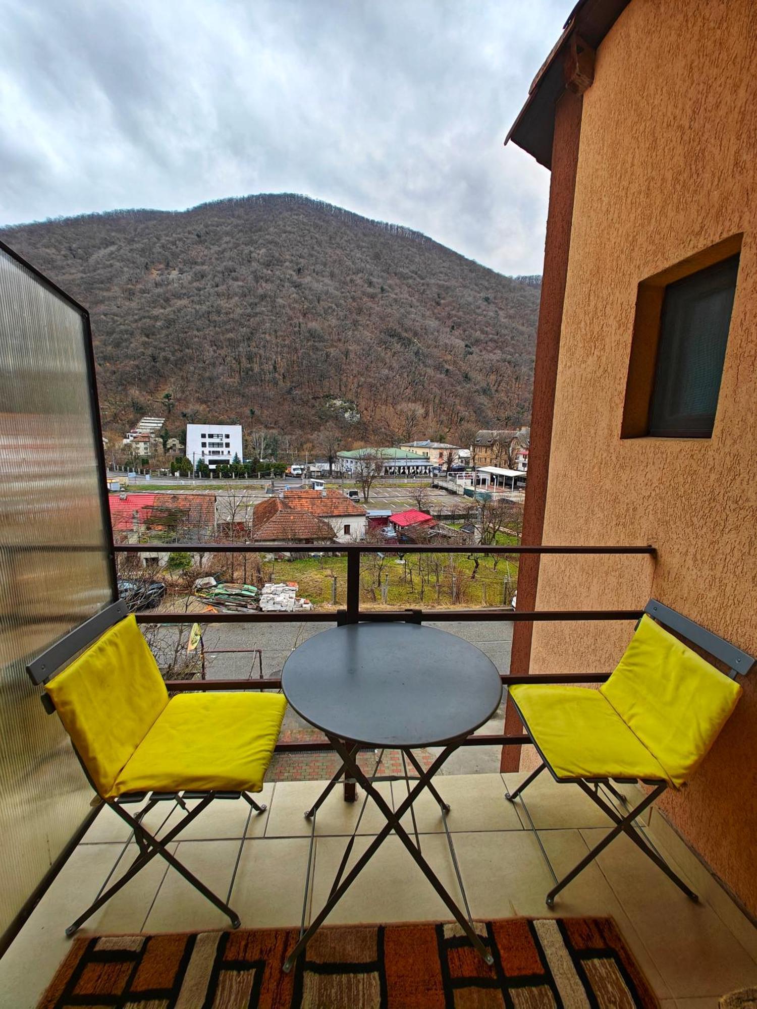 Апартаменти Casa Miclau Беїле-Херкулане Екстер'єр фото