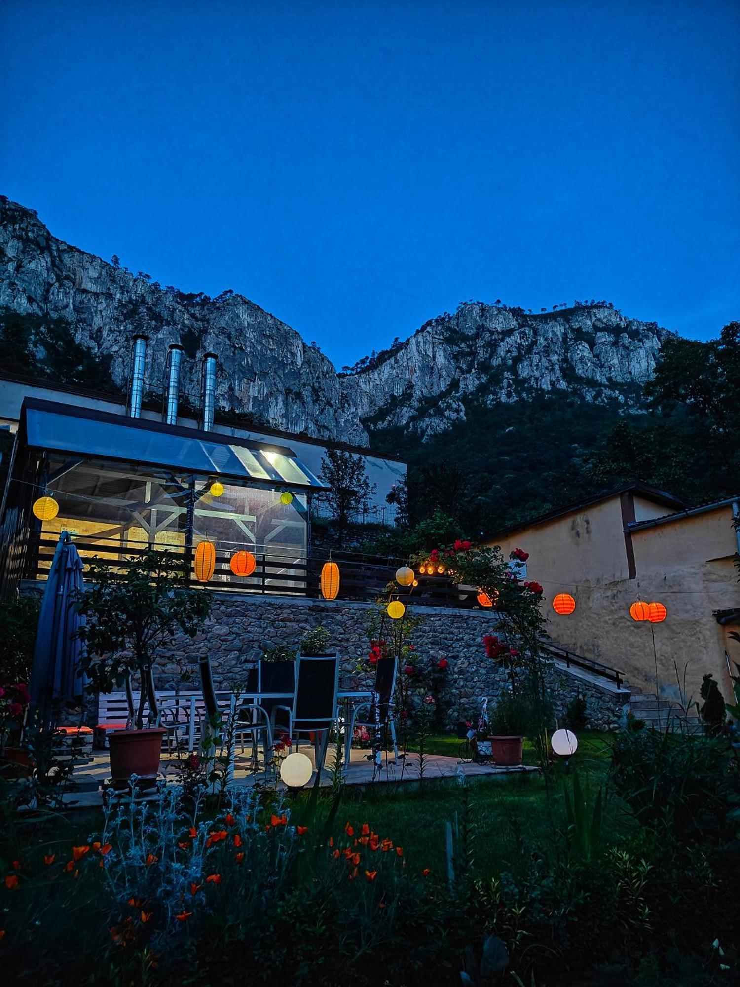 Апартаменти Casa Miclau Беїле-Херкулане Екстер'єр фото